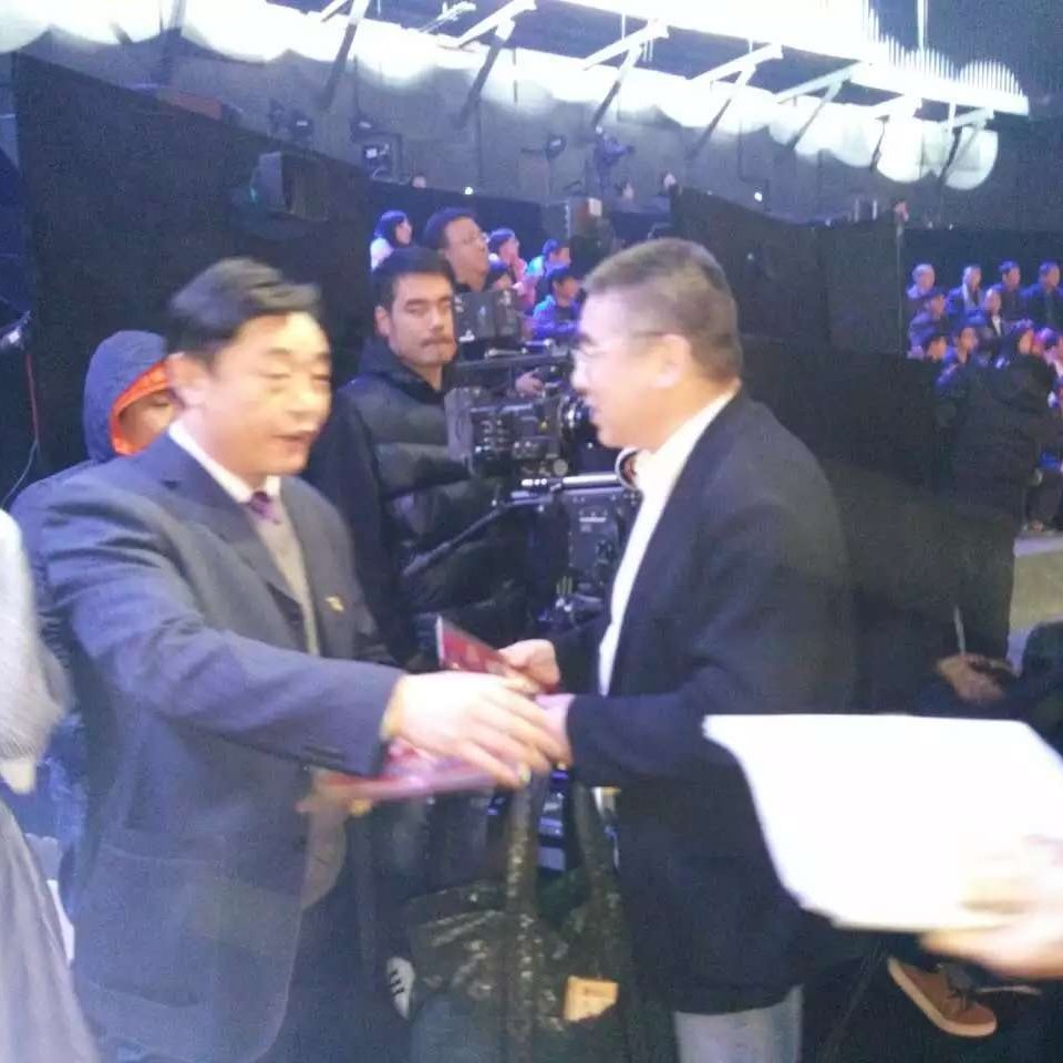 东佳讲堂开课了